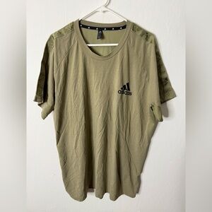 Green adidas Workout Shirt XXL